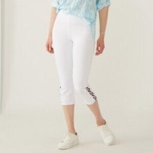 New Bellina White Pull On Ponte Stretch Capri Pants Size Small bin 4A